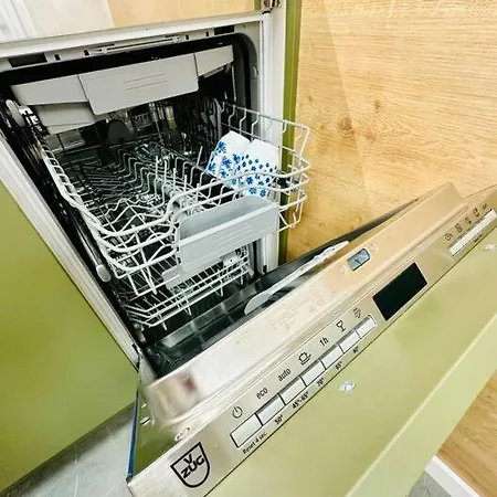 Modern With Air Condition & Balcony Ζυρίχη