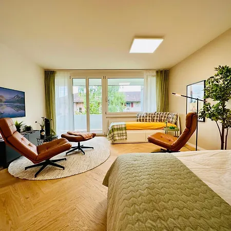 Modern With Air Condition & Balcony *