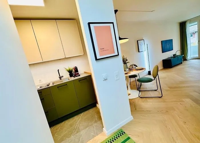 Lejlighed Modern With Air Condition & Balcony