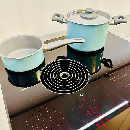 Modern With Air Condition & Balcony * Zurigo