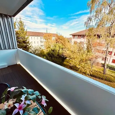 Daire Modern With Air Condition & Balcony