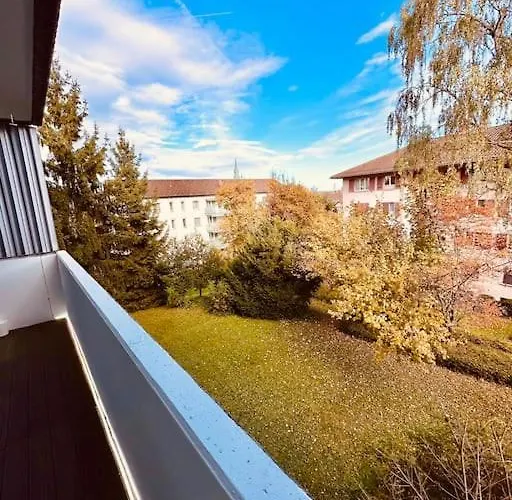 Modern With Air Condition & Balcony