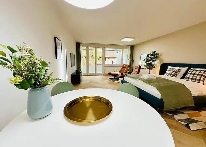 Modern With Air Condition & Balcony