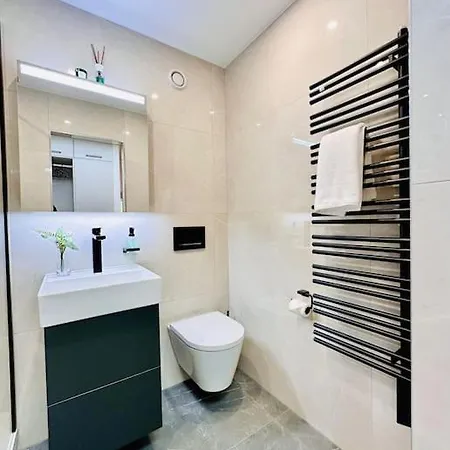 Appartement Modern With Air Condition & Balcony Zürich